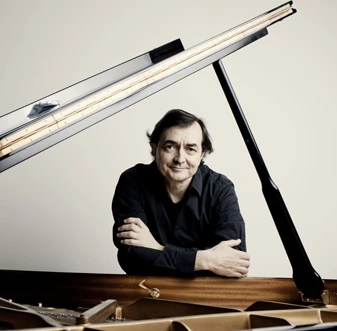 Pierre-Laurent Aimard