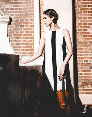 Júlia Pusker